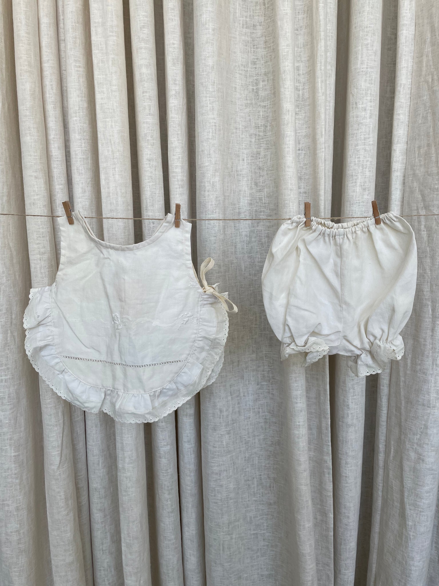 TULLY BABY RUFFLE SET BY SAJ