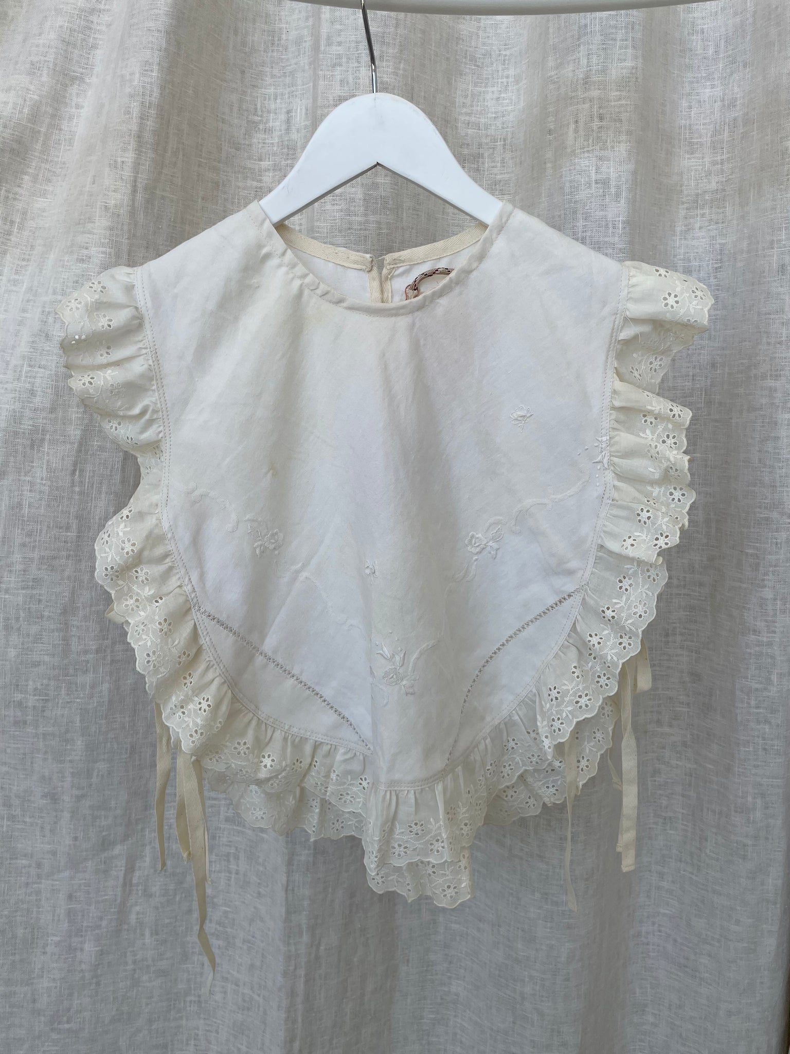 TALLULAH RUFFLE TANK