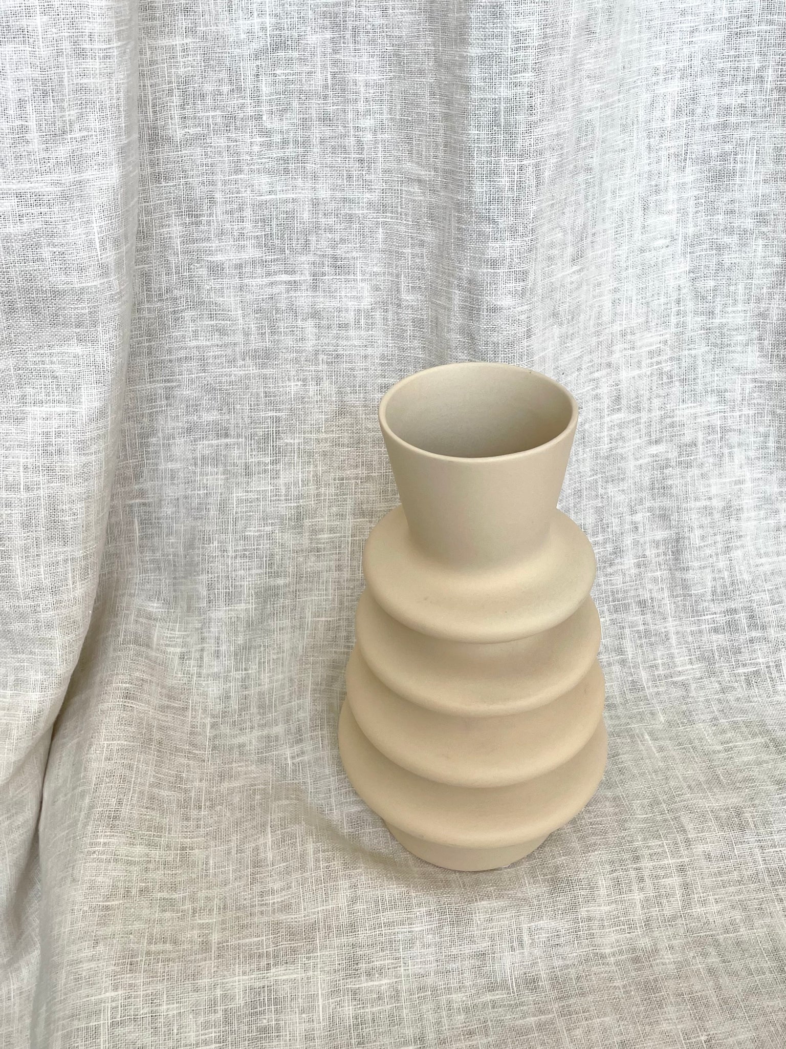 RIPPLE CERAMIC VASE