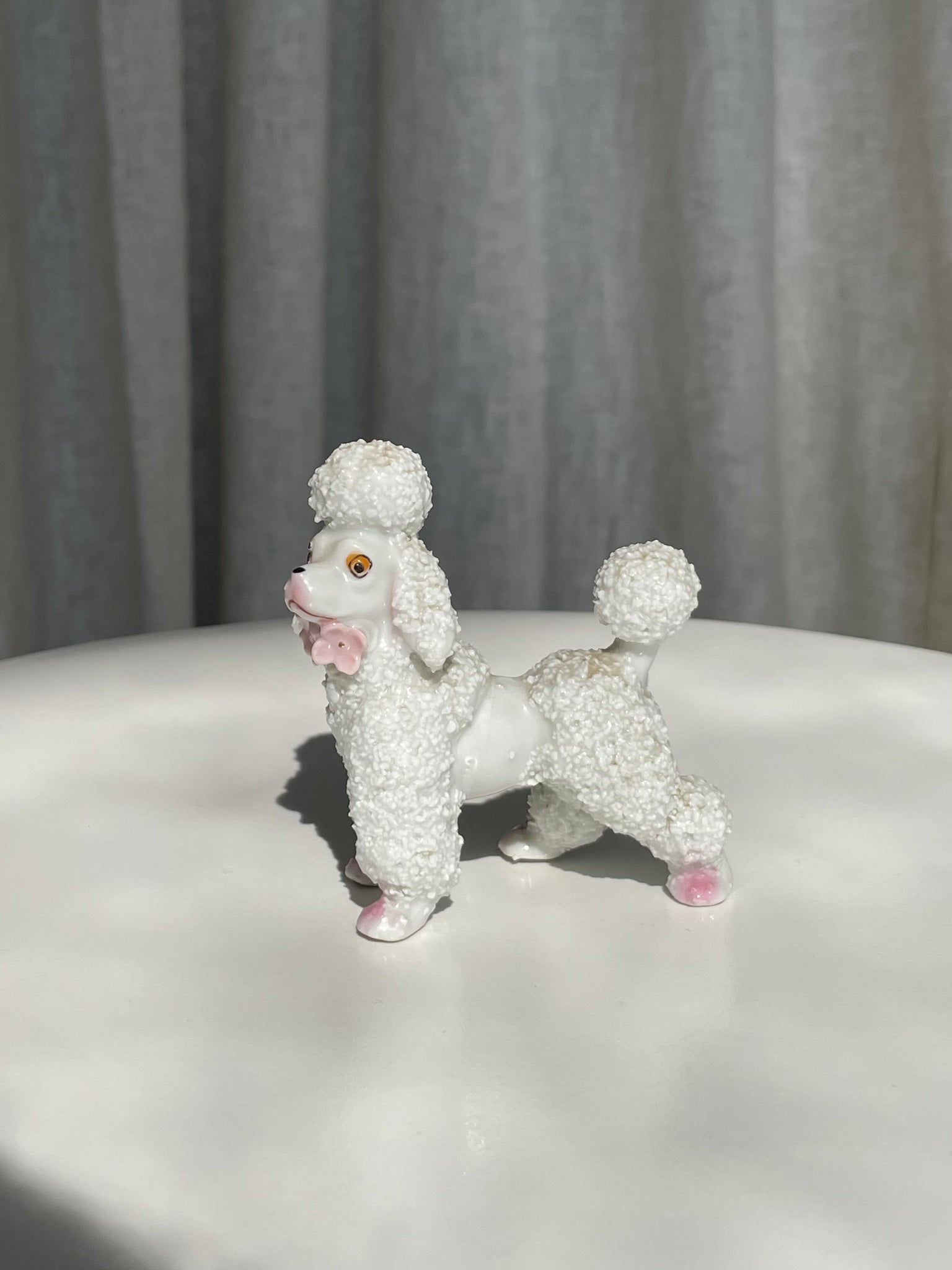 VINTAGE GLASS POODLE FIGURINE