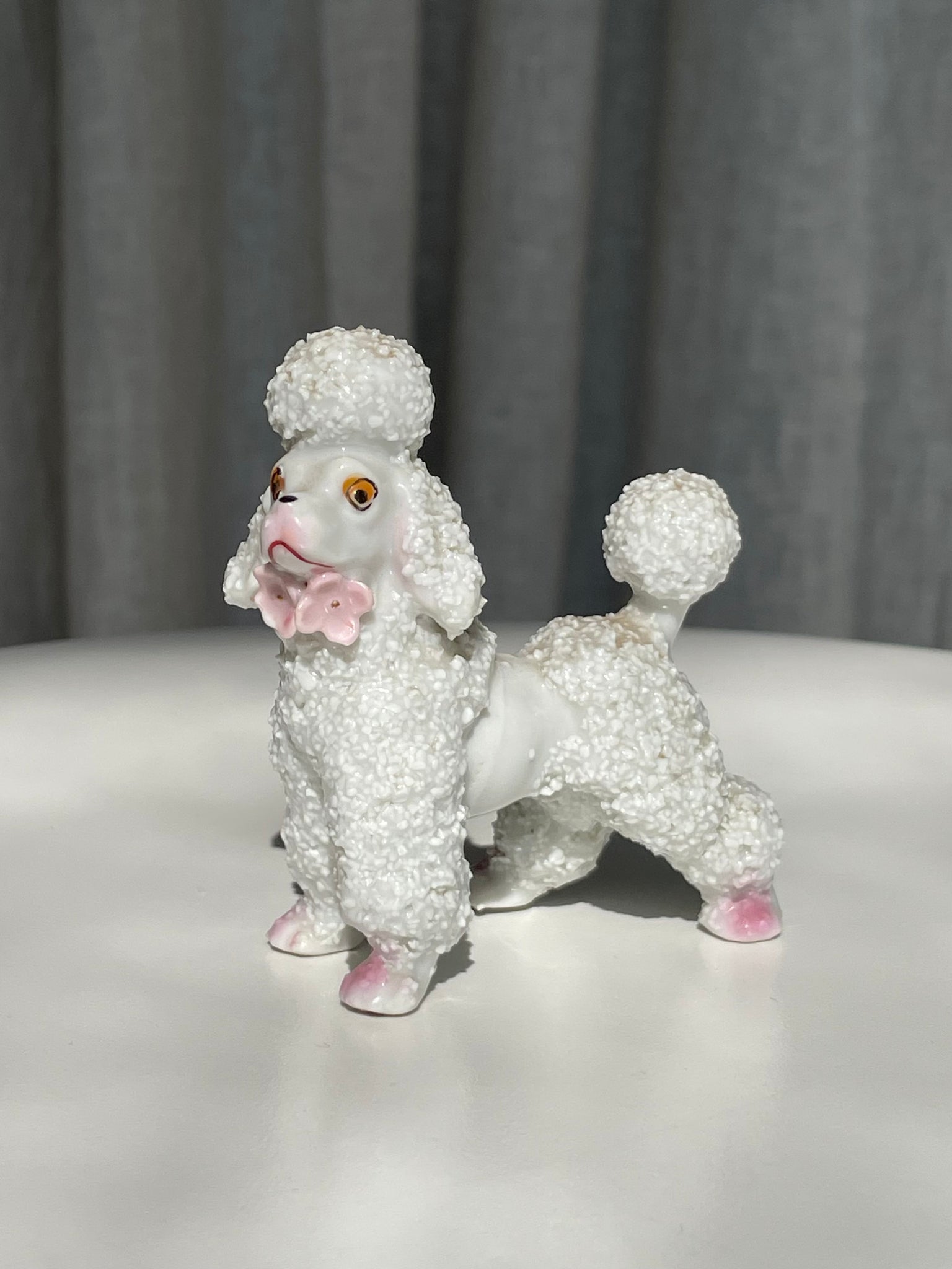 VINTAGE GLASS POODLE FIGURINE