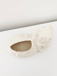 VINTAGE CAT PLANTER