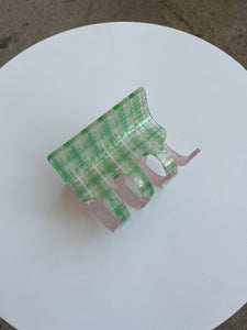 PICNIC DATE HAIR CLAW