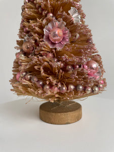 PRETTY PINK CHRISTMAS TREE