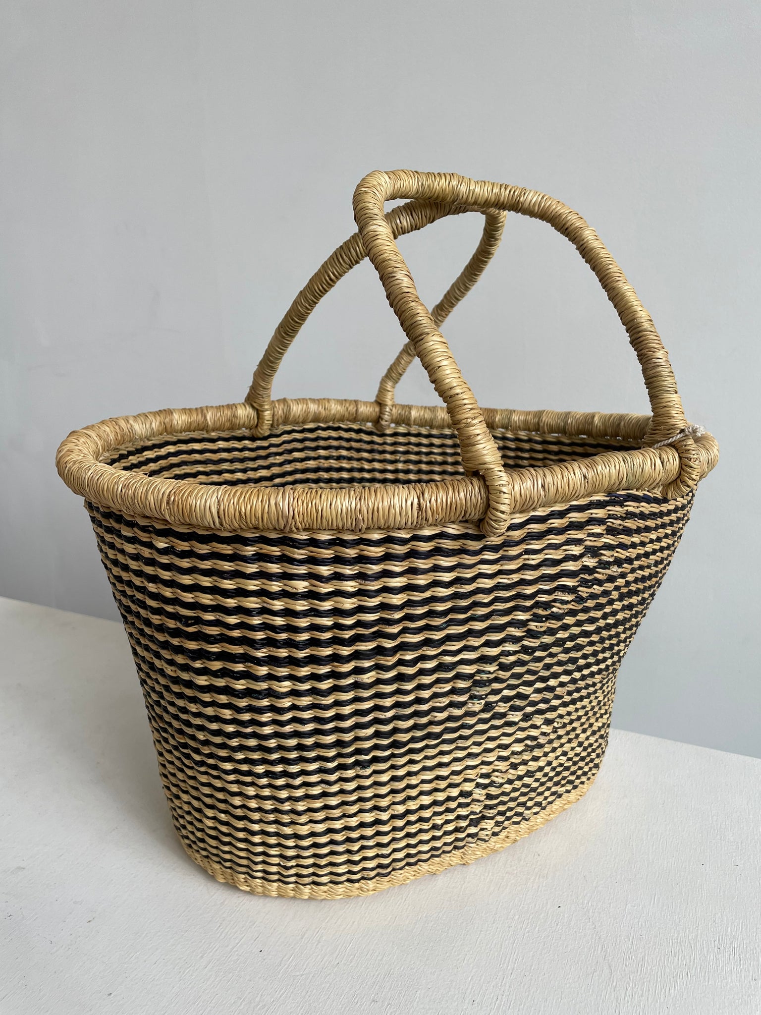 MARKET STRIPE BASKET