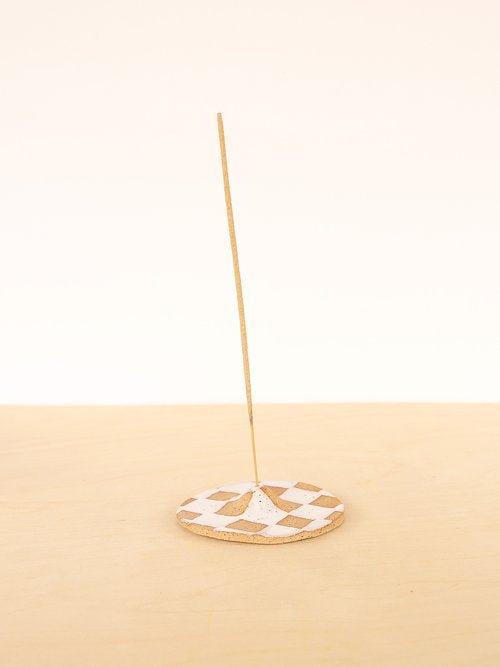 CHECKERBOARD INCENSE HOLDER - WHITE
