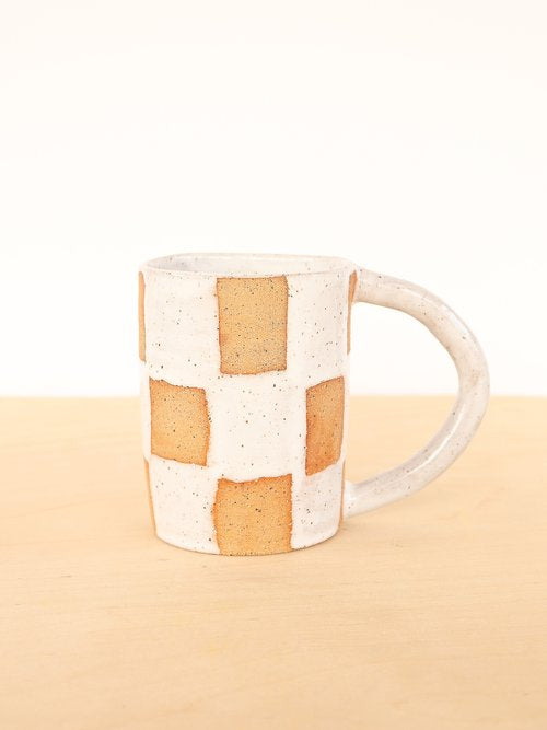 CHECKERBOARD MUG