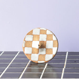 CHECKERBOARD INCENSE HOLDER - WHITE