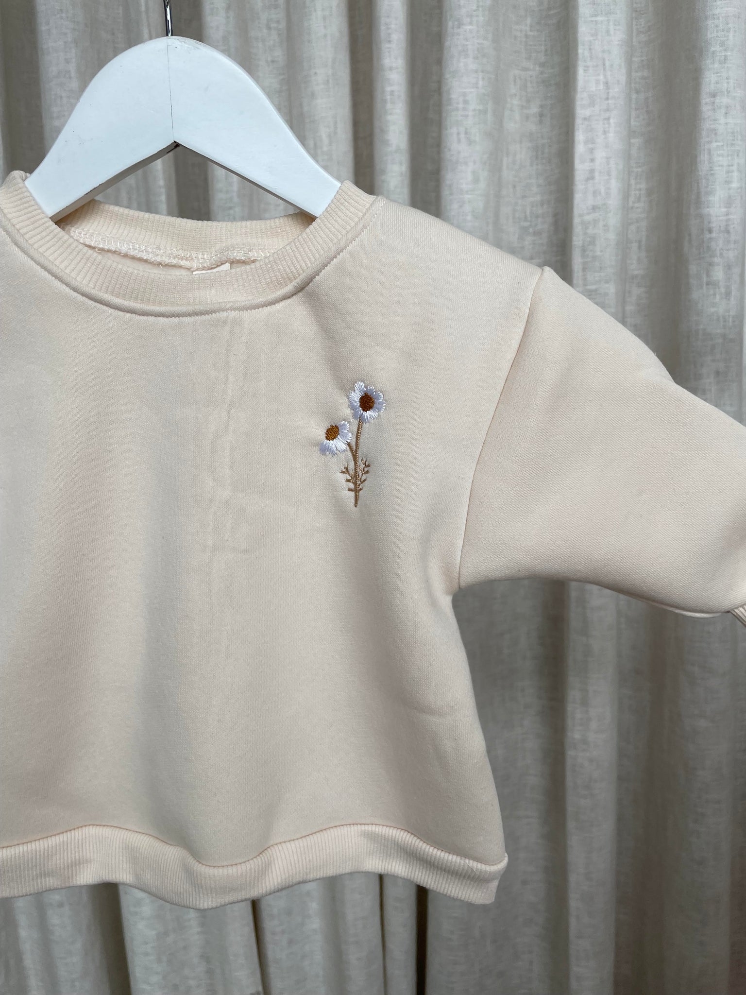 DAINTY DAISY SET IN - CREAM